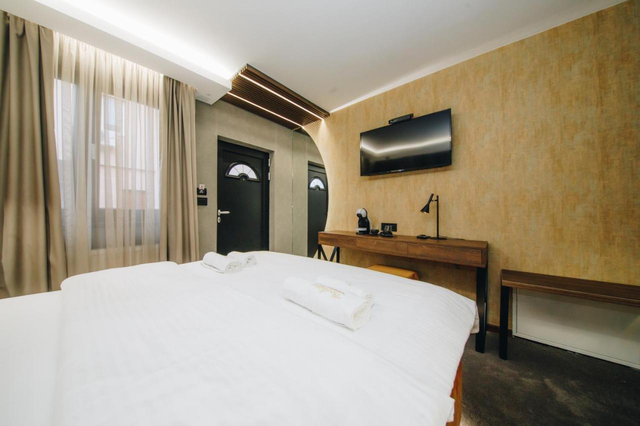 Boutique Luxury Apartments クラグイェヴァツ エクステリア 写真