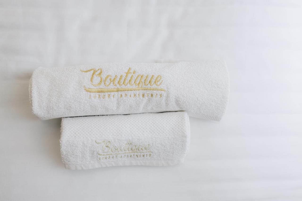 Boutique Luxury Apartments クラグイェヴァツ エクステリア 写真