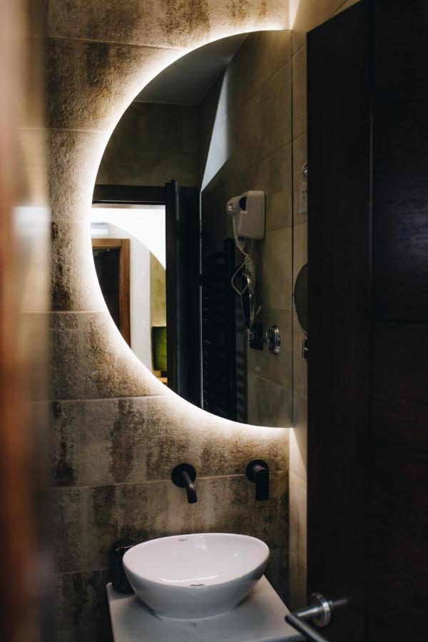 Boutique Luxury Apartments クラグイェヴァツ エクステリア 写真