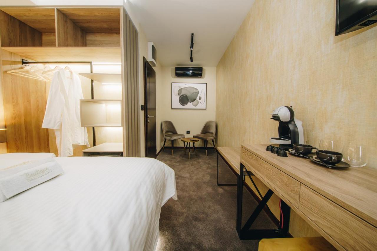 Boutique Luxury Apartments クラグイェヴァツ エクステリア 写真