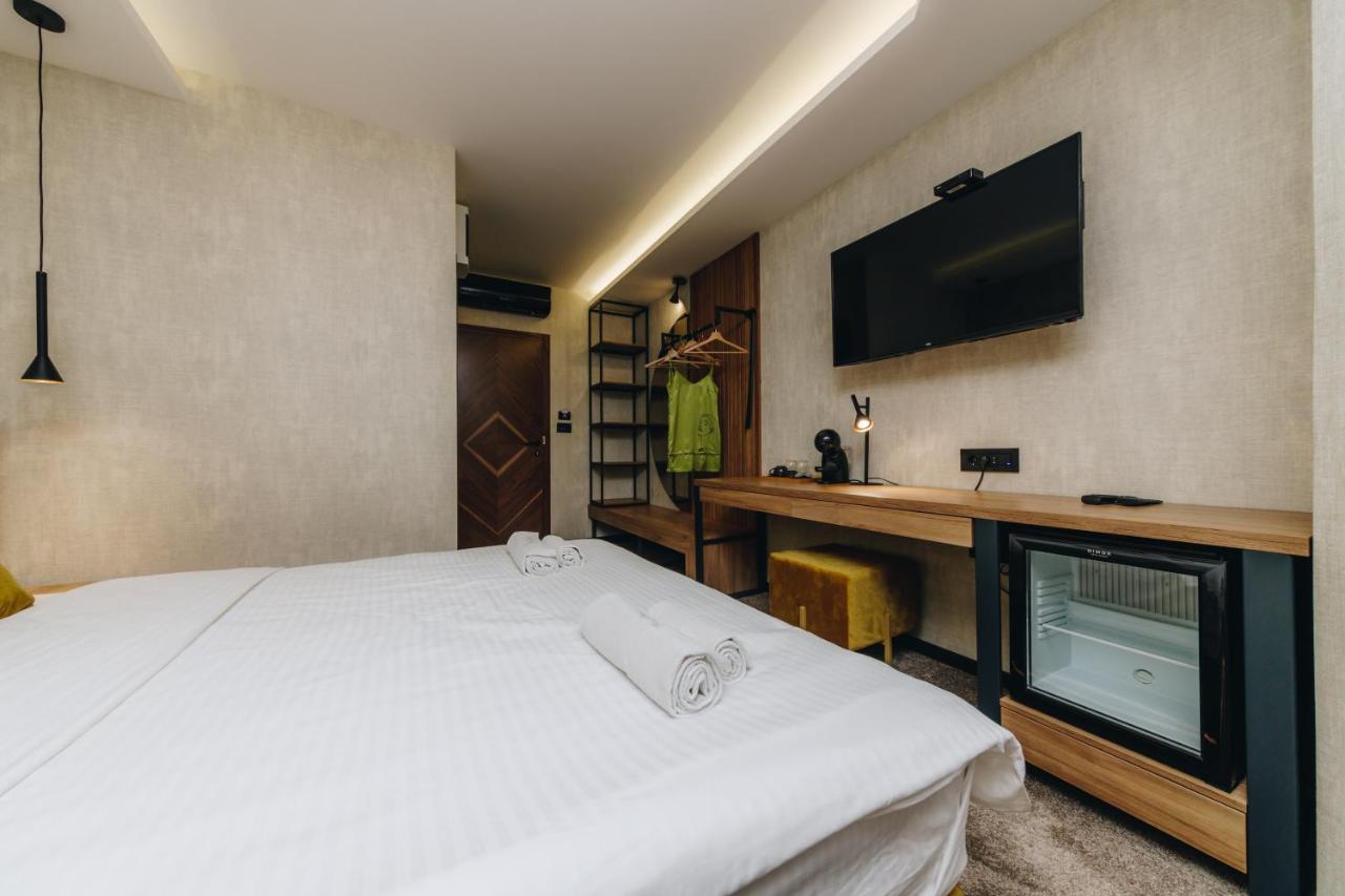 Boutique Luxury Apartments クラグイェヴァツ エクステリア 写真